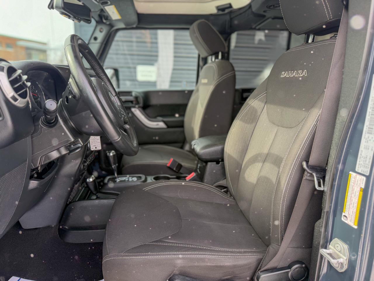 2016 Jeep WRANGLER UNLIMITED 4WD 4dr Sahara Photo