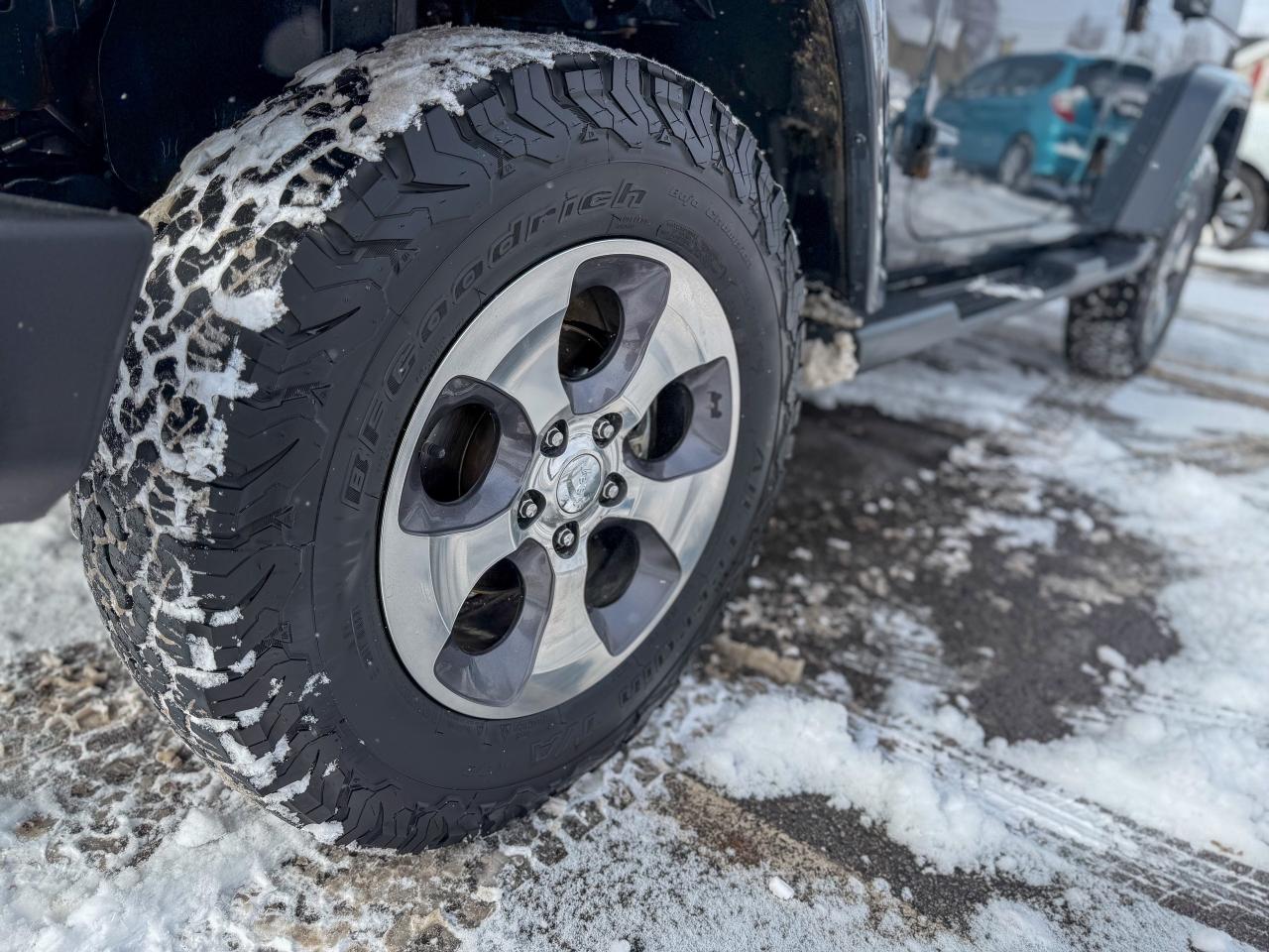 2016 Jeep WRANGLER UNLIMITED 4WD 4dr Sahara Photo