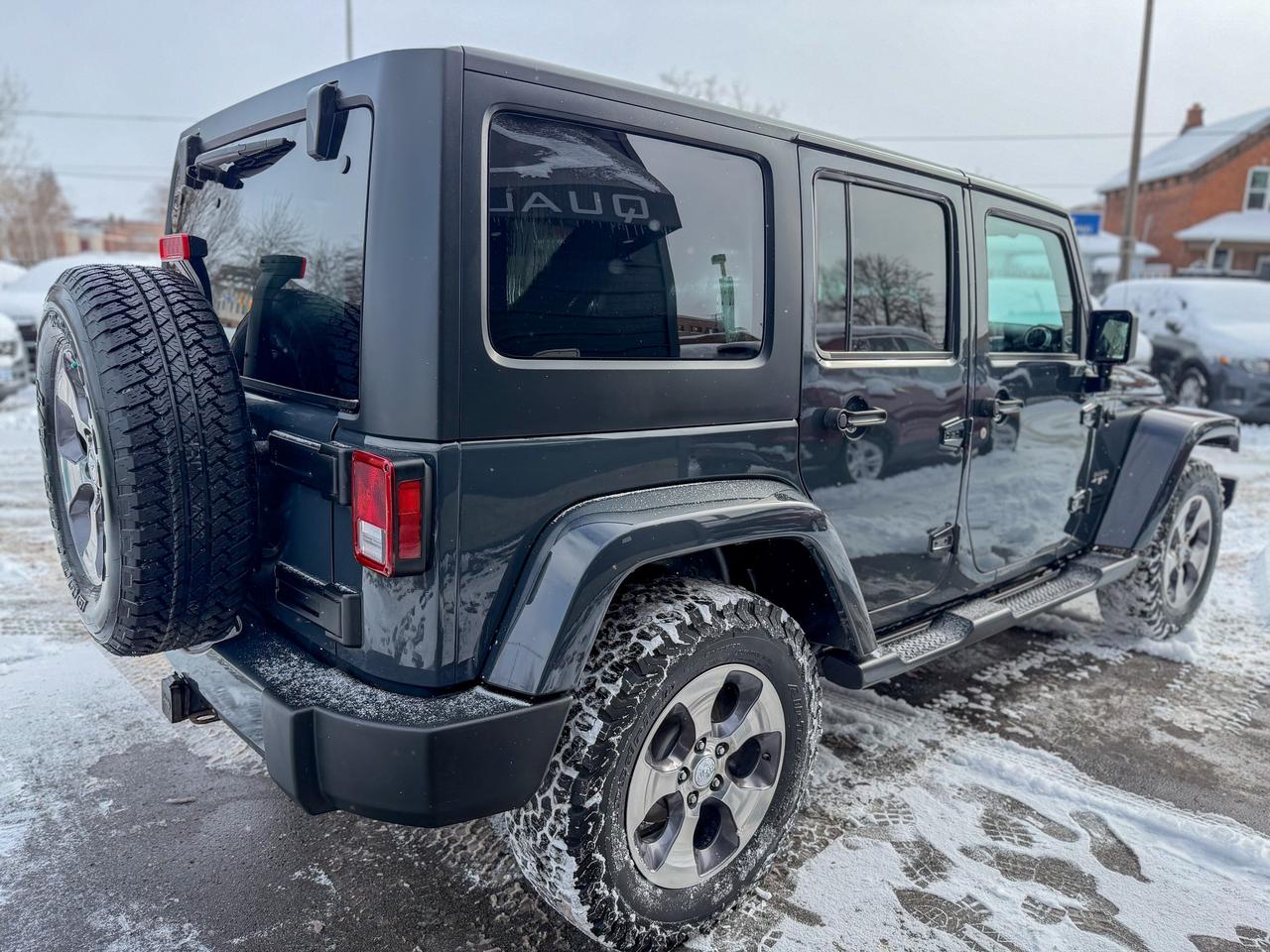 2016 Jeep WRANGLER UNLIMITED Sahara-4WD/HARDTOP/1 OWNER/NAVI/REMOTE/LOW KM Photo4