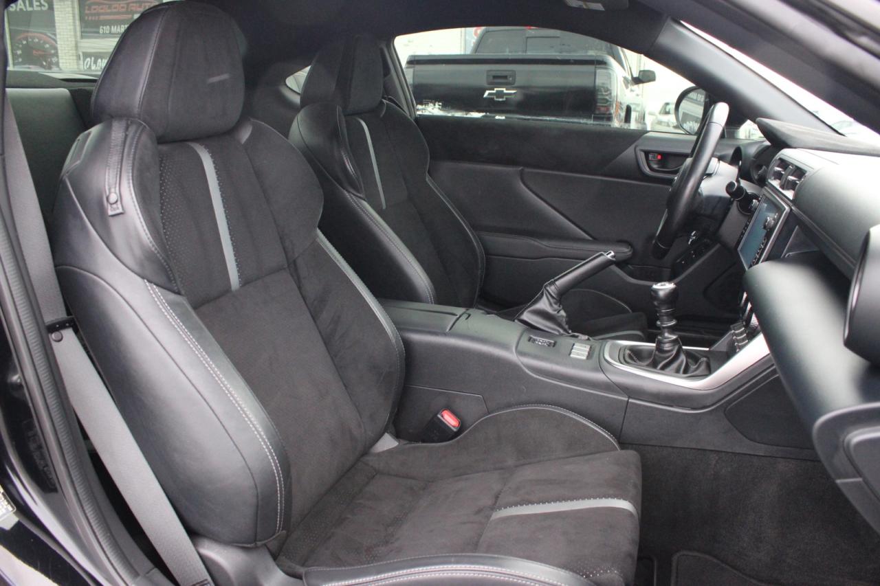 2022 Toyota GR86 Premium 6 Speed   No Accident   One Owner   Clean Photo