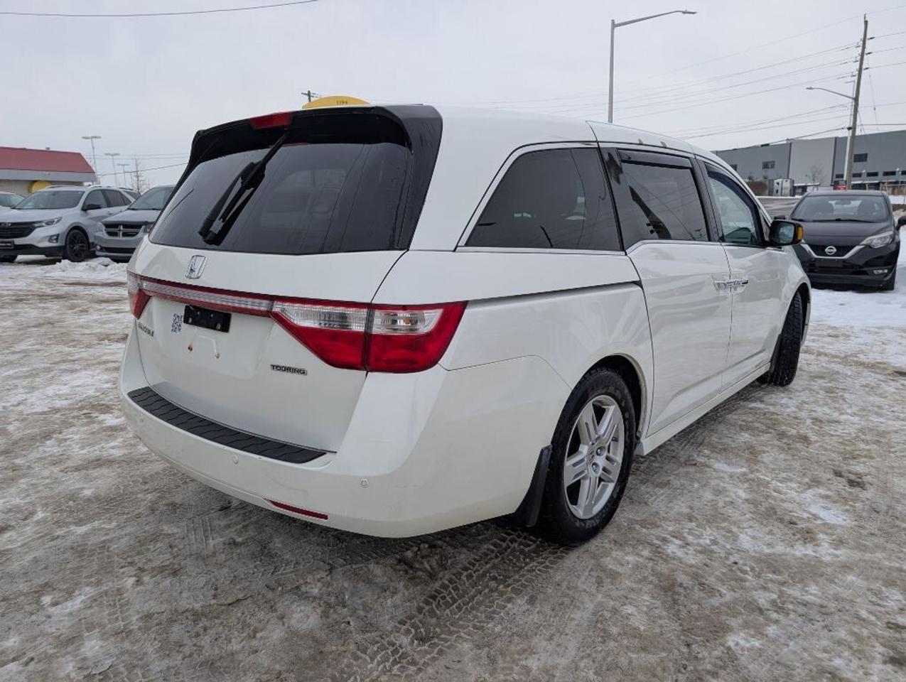 2013 Honda Odyssey Touring   NAV   LEATHER   SUNROOF   CAMERA Photo