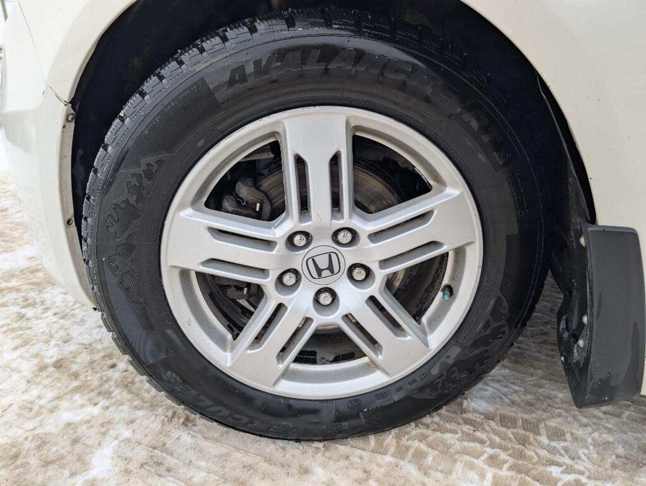 2013 Honda Odyssey Touring   NAV   LEATHER   SUNROOF   CAMERA Photo