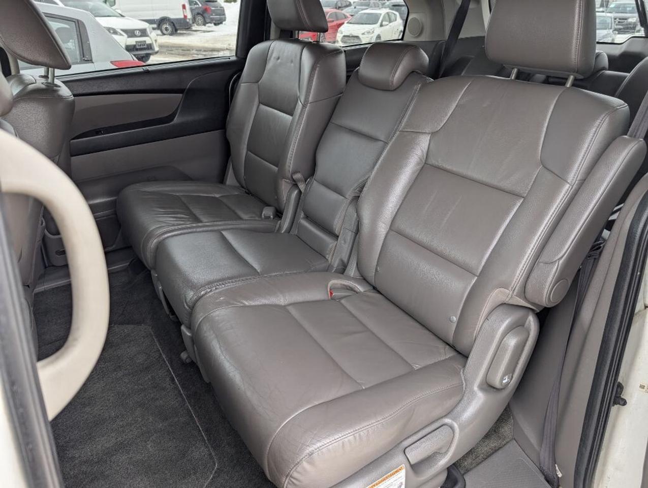 2013 Honda Odyssey Touring   NAV   LEATHER   SUNROOF   CAMERA Photo