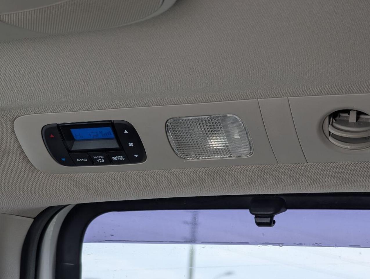 2013 Honda Odyssey Touring   NAV   LEATHER   SUNROOF   CAMERA Photo