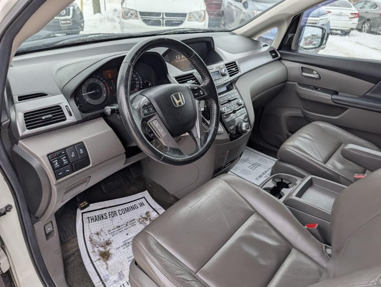 2013 Honda Odyssey Touring   NAV   LEATHER   SUNROOF   CAMERA Photo