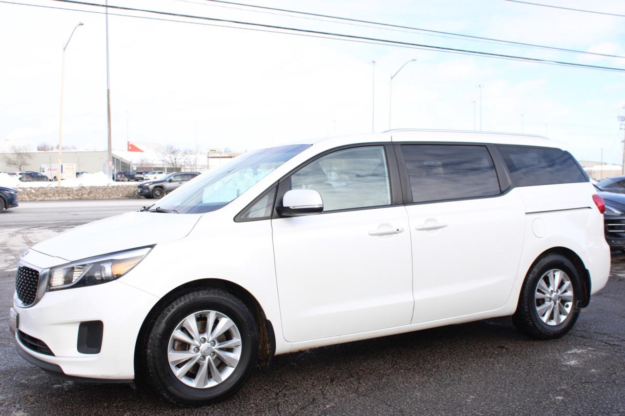 2016 Kia Sedona LX   No Accident   Safety Certified   8 Passenger Photo
