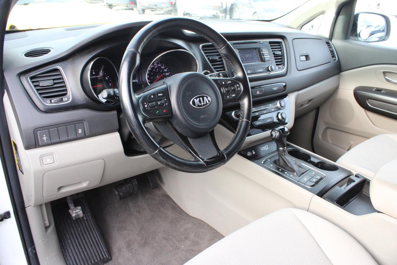 2016 Kia Sedona LX   No Accident   Safety Certified   8 Passenger Photo