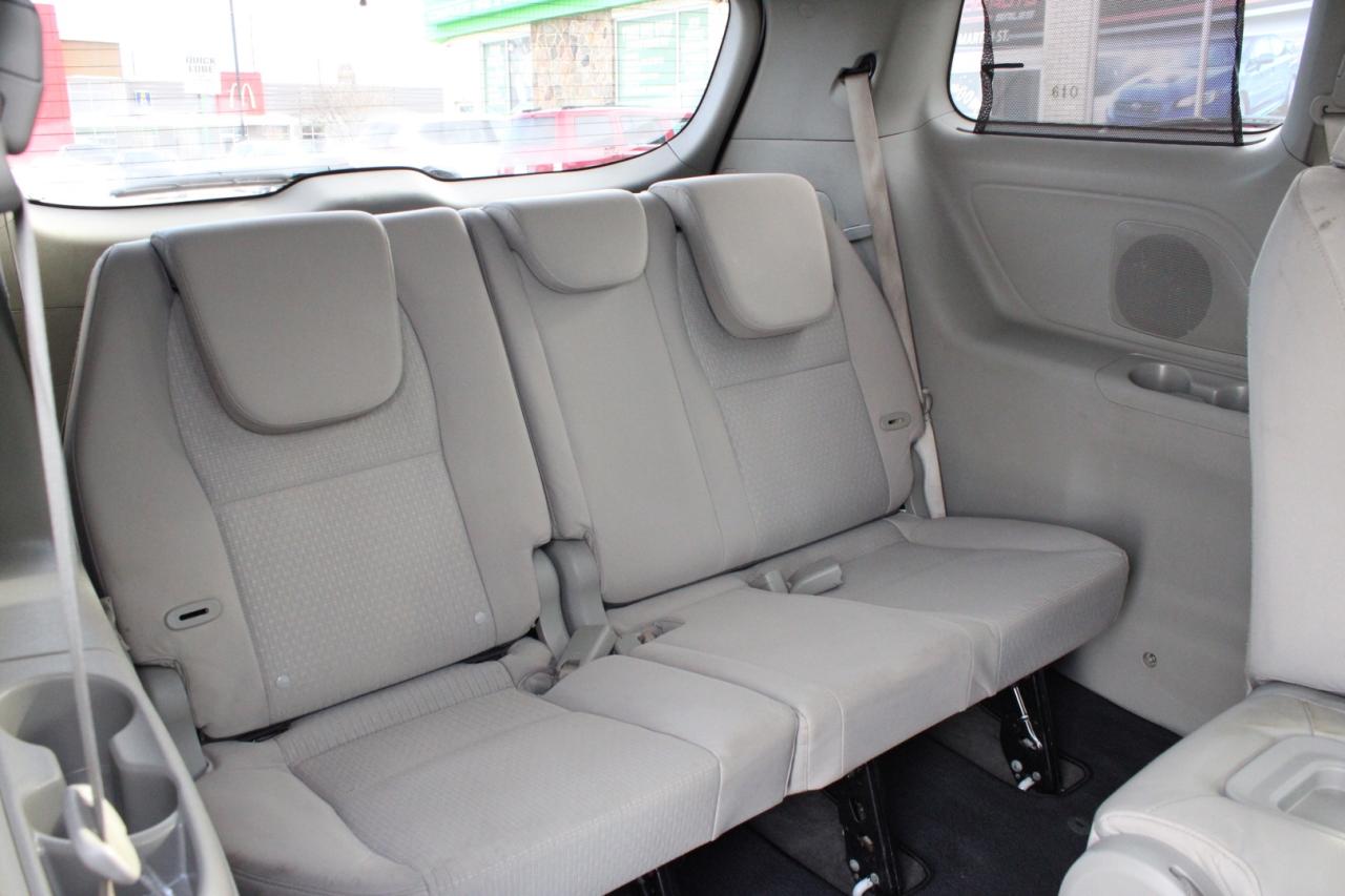 2016 Kia Sedona LX   No Accident   Safety Certified   8 Passenger Photo