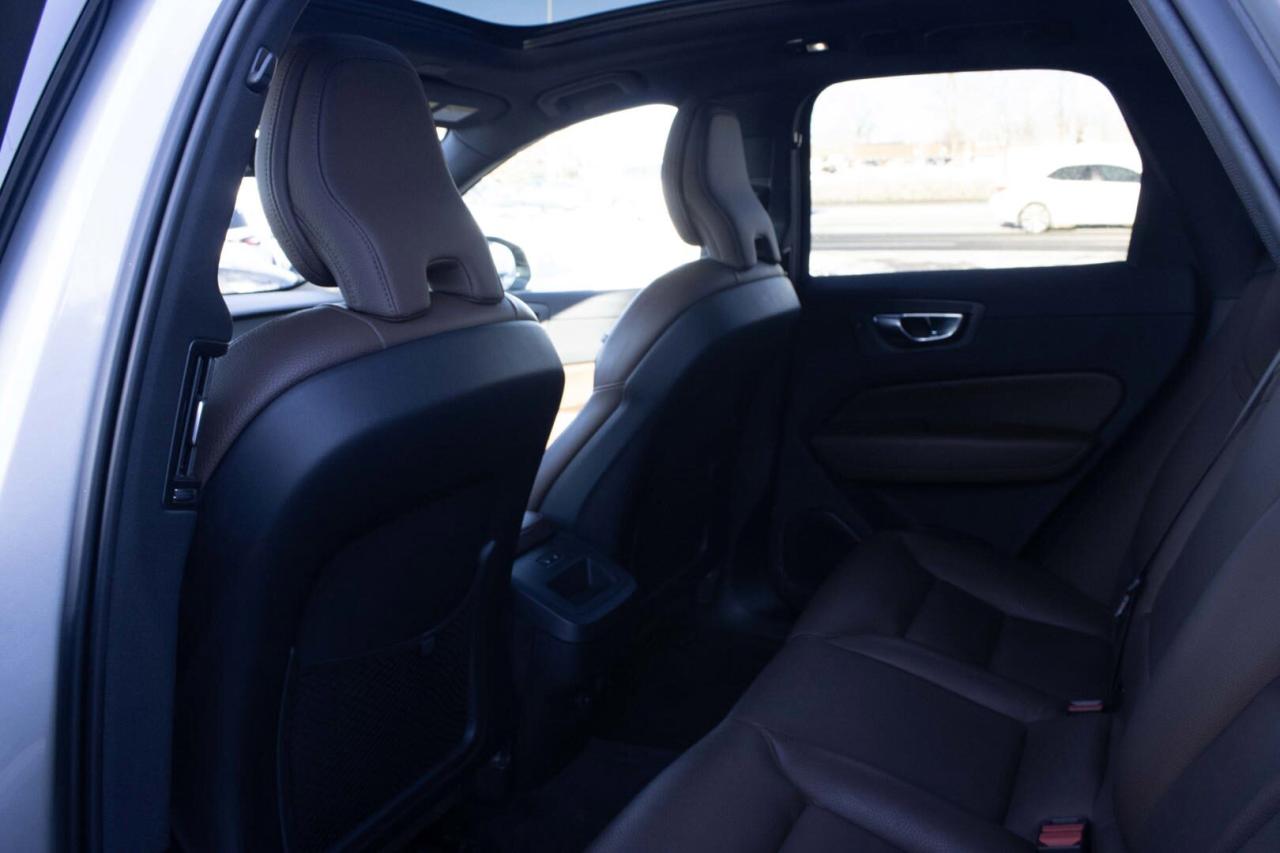 2023 Volvo XC60 B5 Plus Dark AWD   No Accident   Clean Carfax Photo