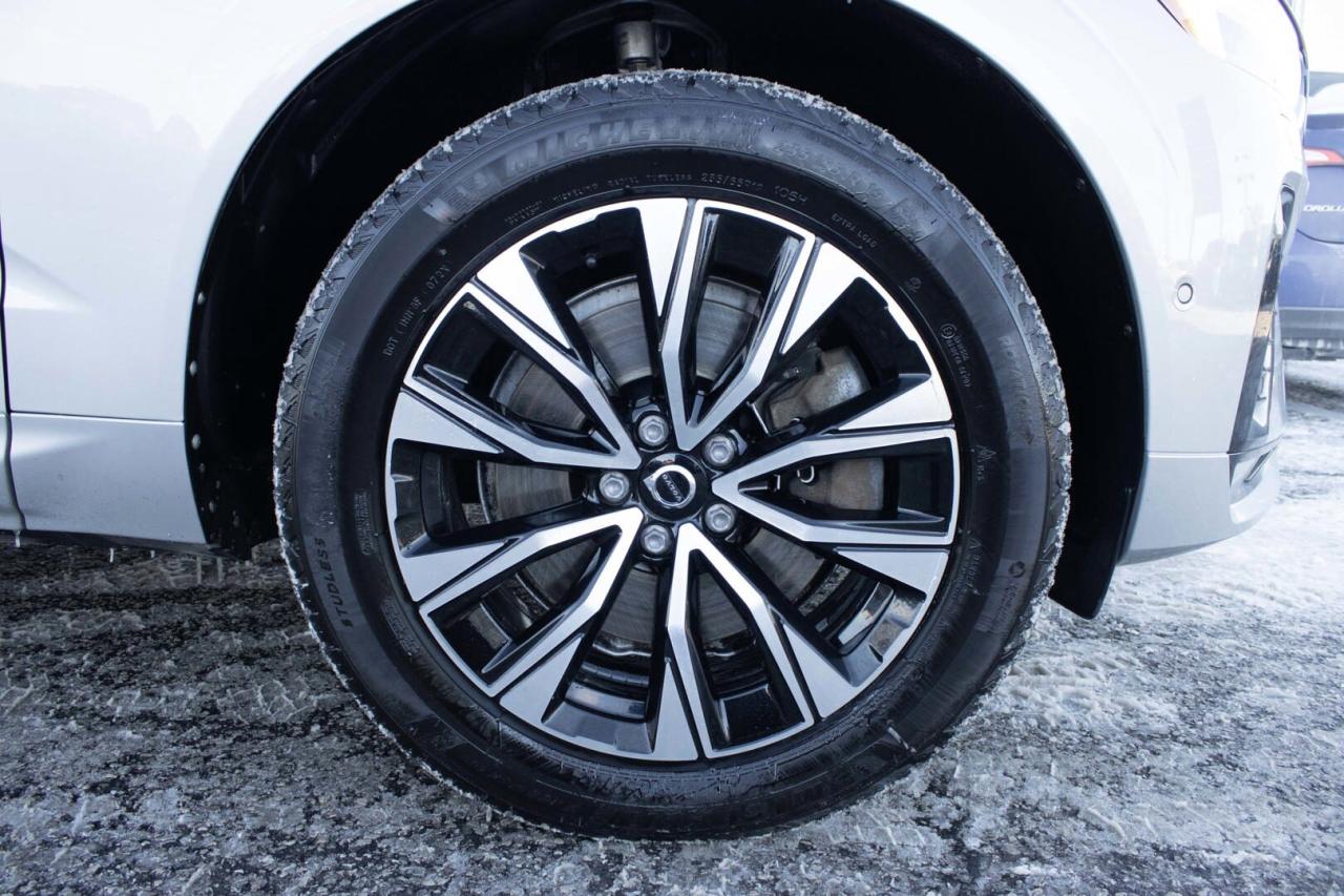 2023 Volvo XC60 B5 Plus Dark AWD   No Accident   Clean Carfax Photo