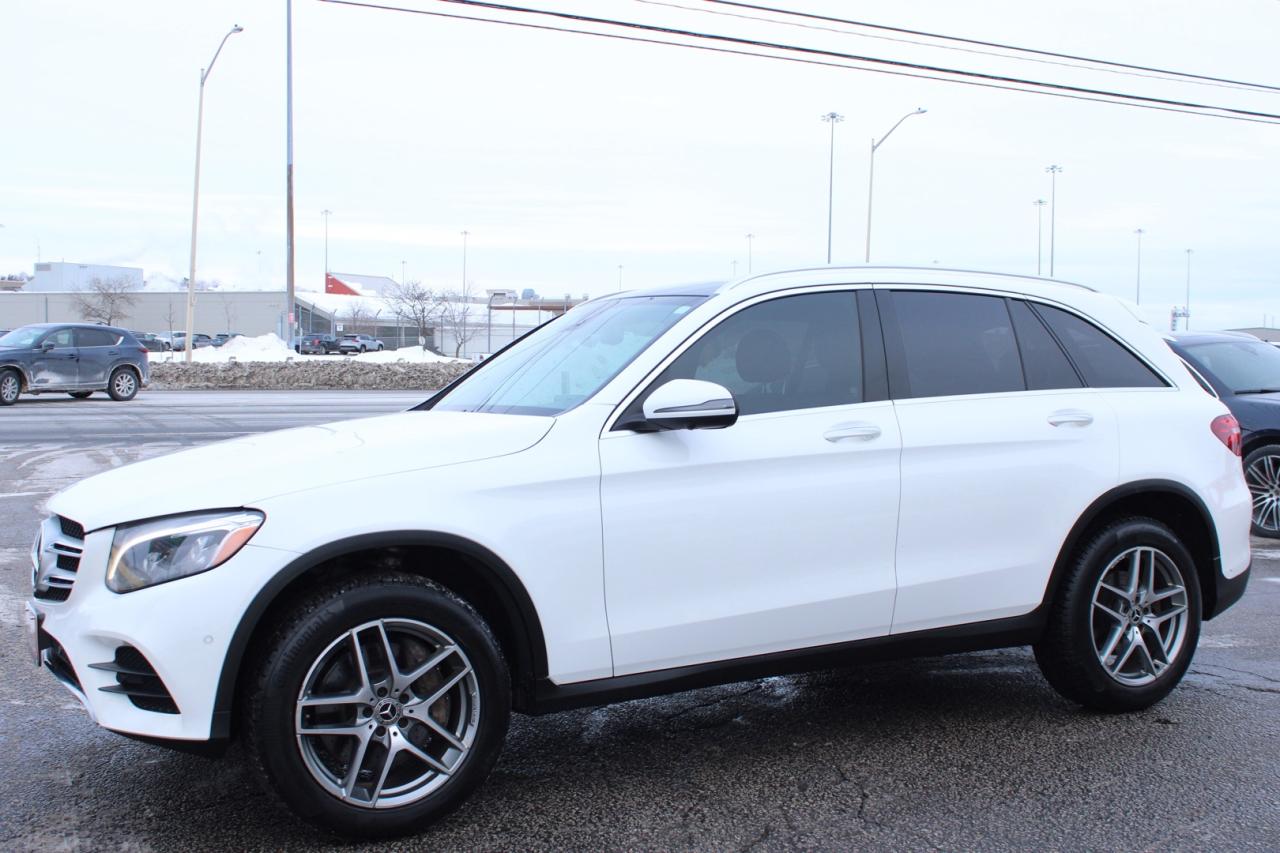 2019 Mercedes-Benz GLC-Class GLC300 4MATIC NO ACCIDENT CLEAN CARFAX Photo2