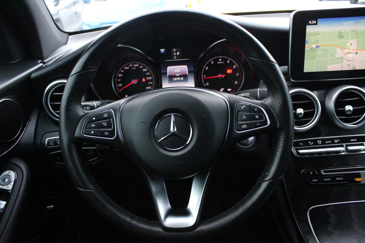 2019 Mercedes-Benz GLC-Class GLC300 4MATIC NO ACCIDENT CLEAN CARFAX Photo