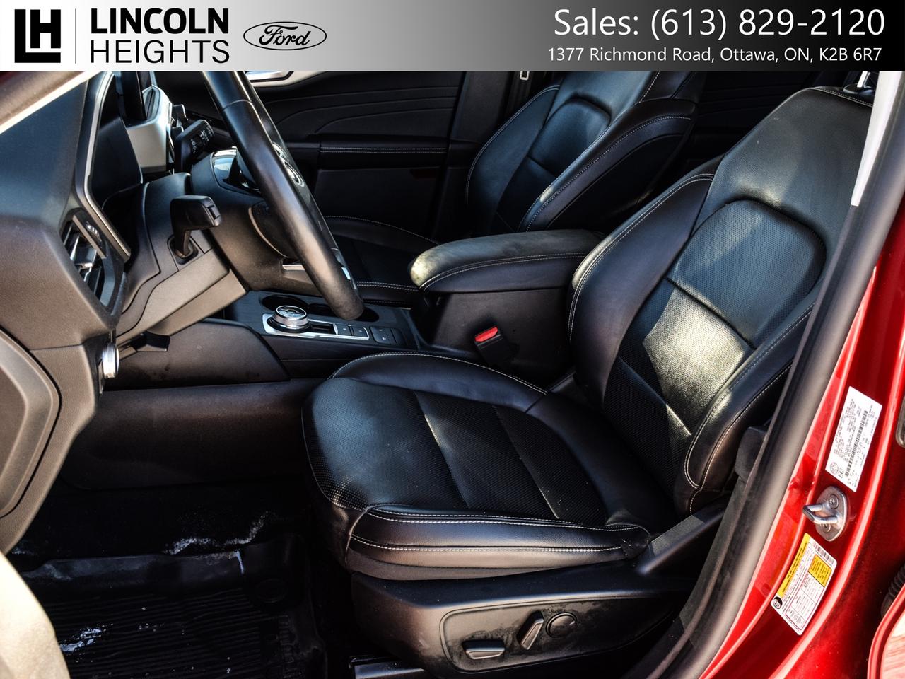 2022 Ford Escape SEL AWD Photo