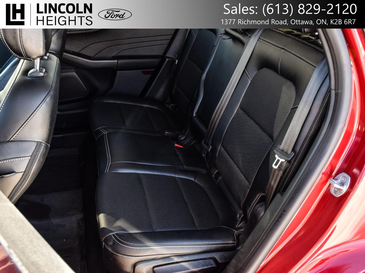 2022 Ford Escape SEL AWD Photo