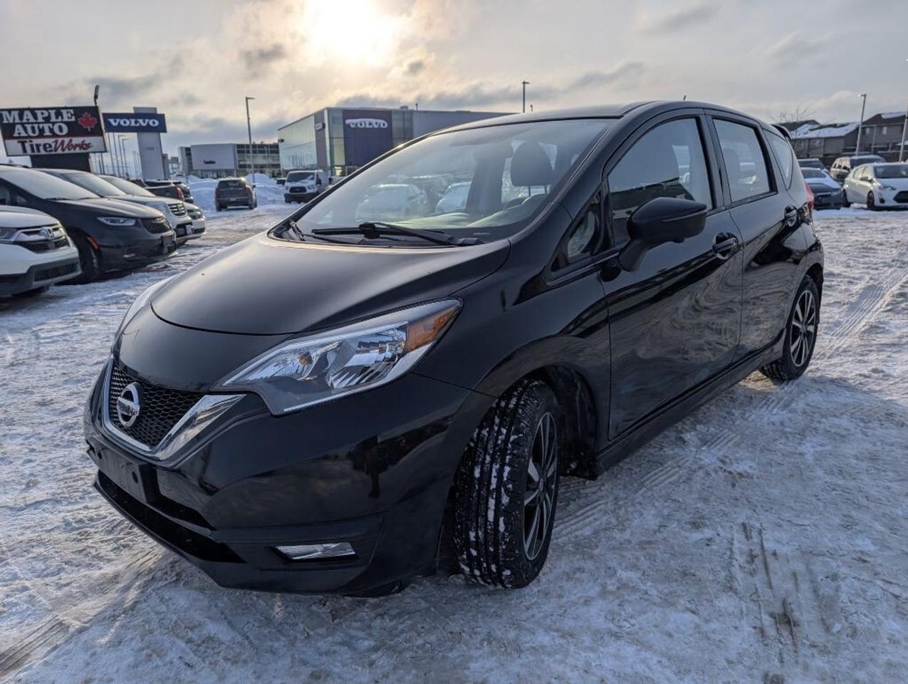 2018 Nissan Versa Note SR   NAV   CAMERA   HTD SEATS   BLUETOOTH Photo