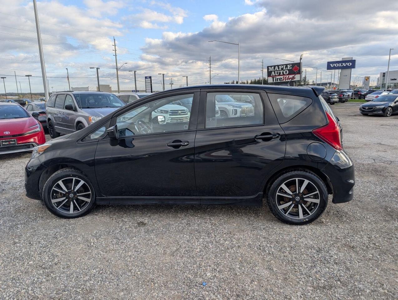 2018 Nissan Versa Note SR   NAV   CAMERA   HTD SEATS   BLUETOOTH Photo
