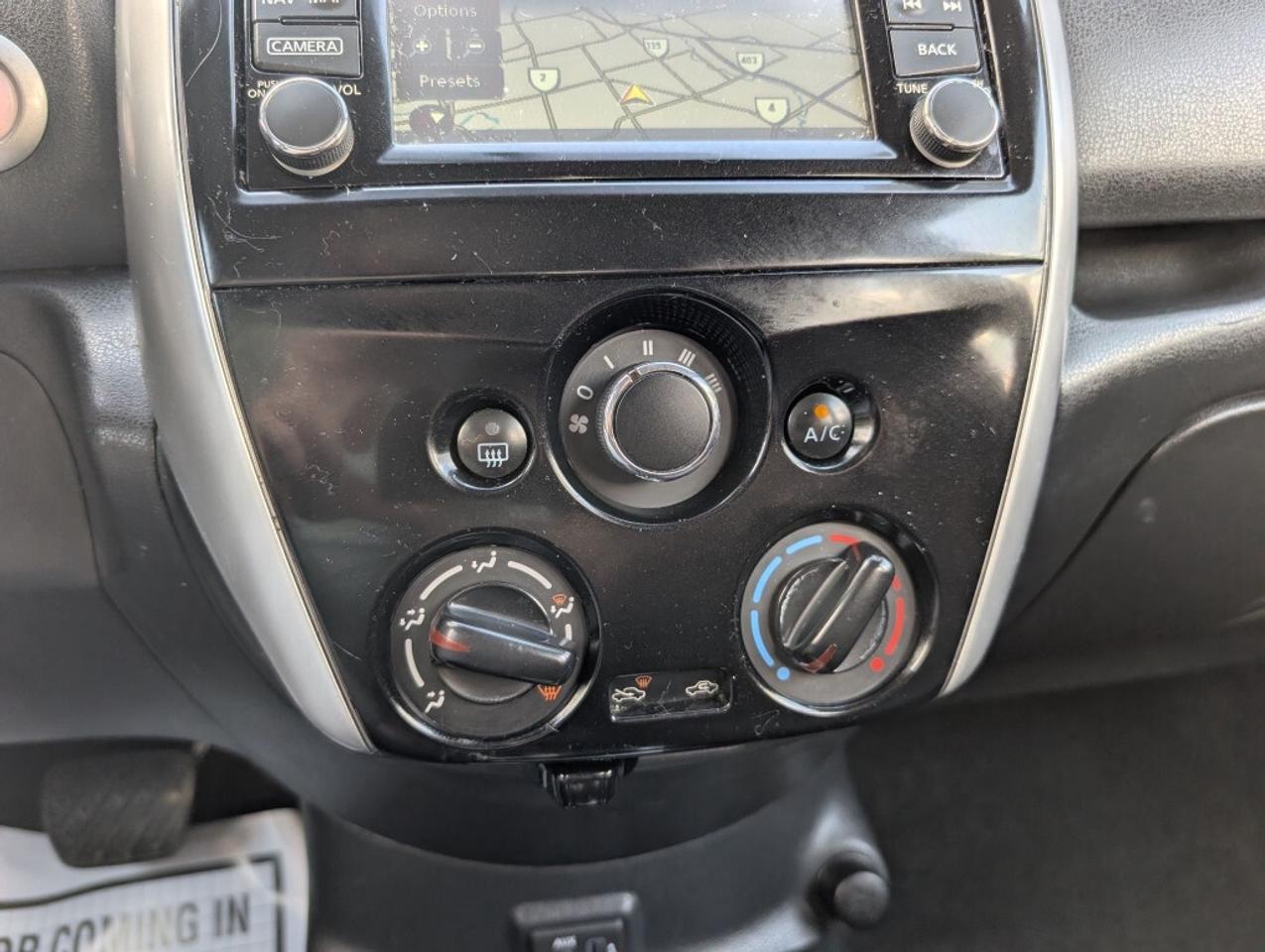 2018 Nissan Versa Note SR   NAV   CAMERA   HTD SEATS   BLUETOOTH Photo