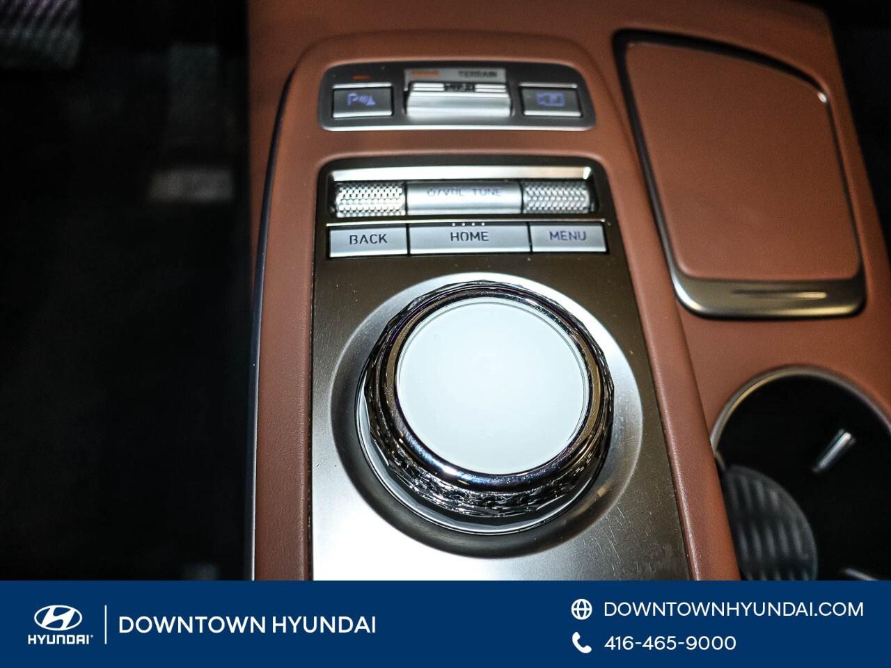 2023 Genesis GV70 2.5T Advanced Plus AWD Photo