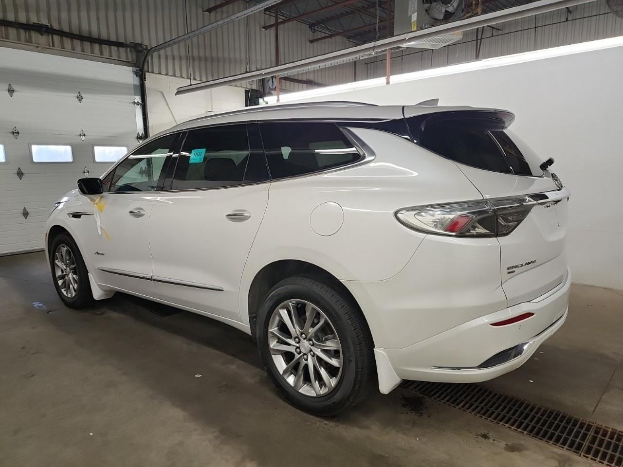 2022 Buick Enclave Avenir All-Wheel Drive Photo