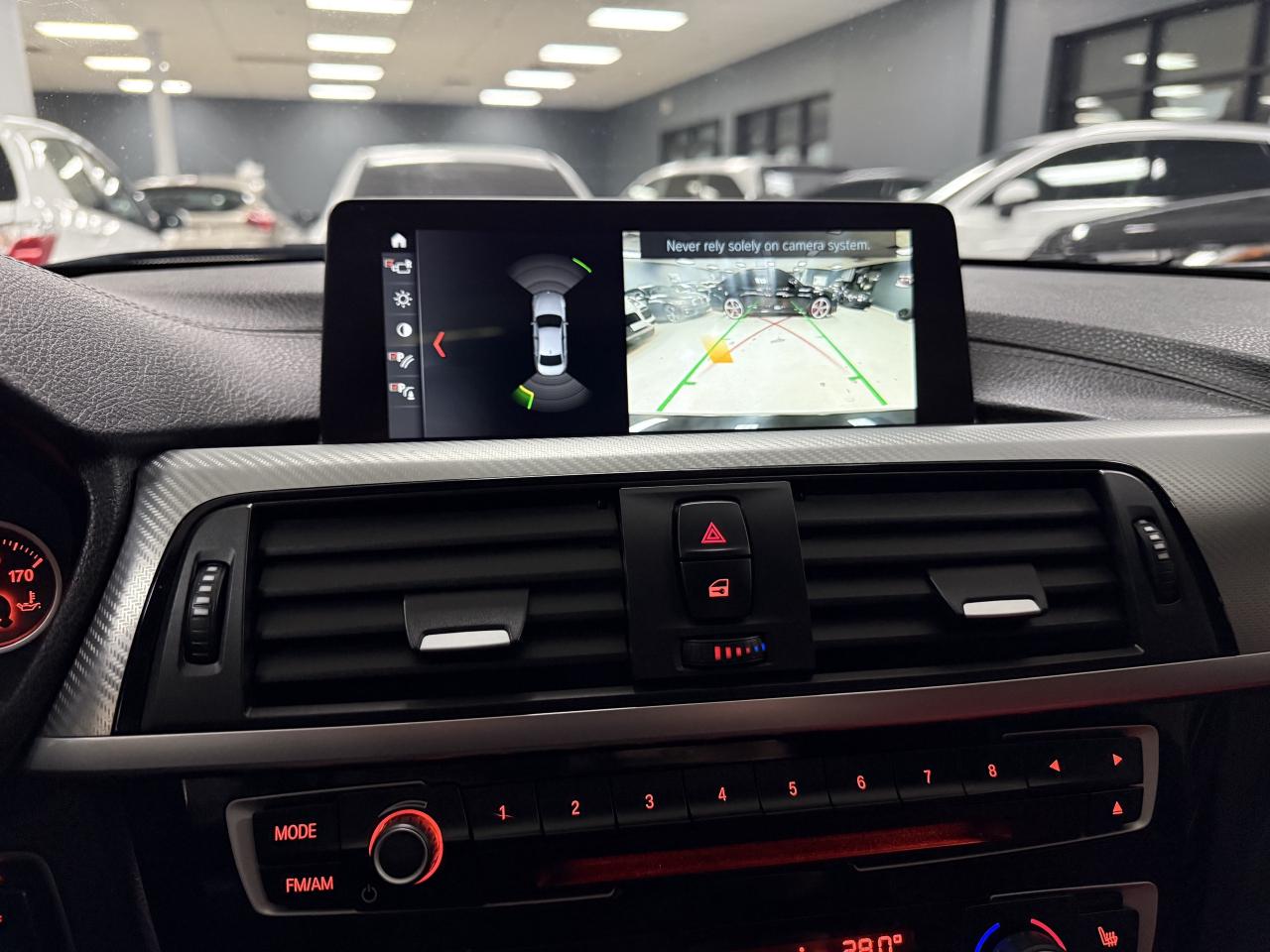 2018 BMW 3 Series 330i xDrive Sedan Photo