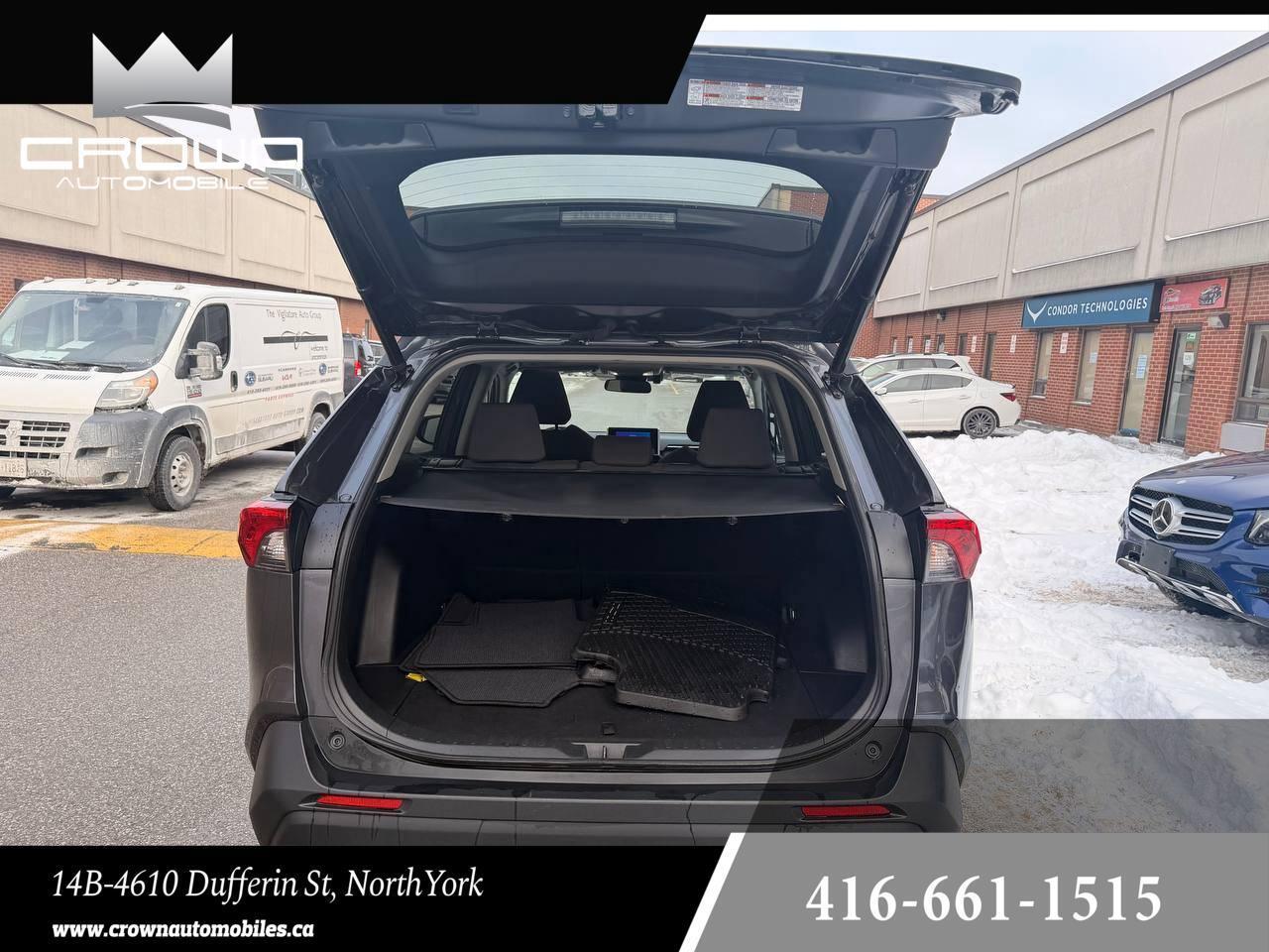 2023 Toyota RAV4 XLE AWD, ONE OWNER, SUNROOF, PUSH BUTTON START Photo