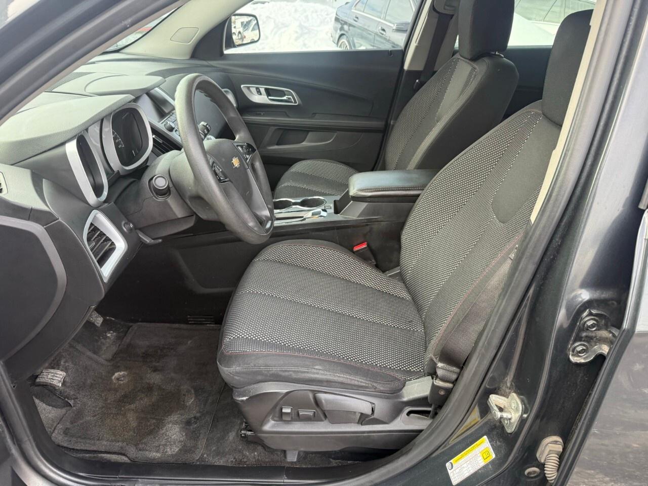 2017 Chevrolet Equinox FWD 4dr LS w/1LS 2017 Chevy equinox only 108K Photo