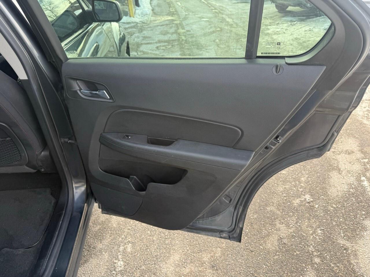 2017 Chevrolet Equinox FWD 4dr LS w/1LS 2017 Chevy equinox only 108K Photo