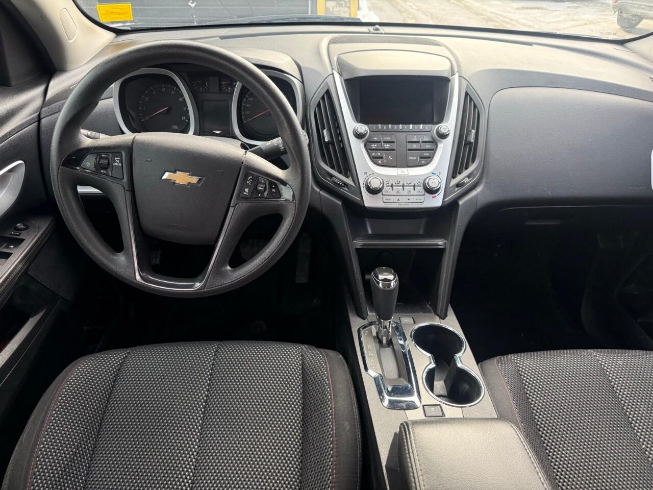 2017 Chevrolet Equinox FWD 4dr LS w/1LS 2017 Chevy equinox only 108K Photo