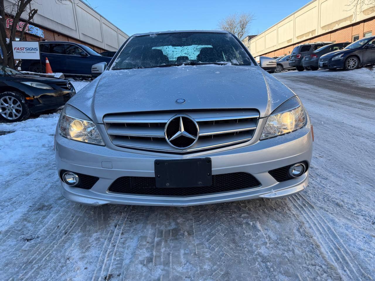 2010 Mercedes-Benz C-Class 4dr Sdn C 250 4MATIC, ONE OWNER, NO ACCIDENT Photo