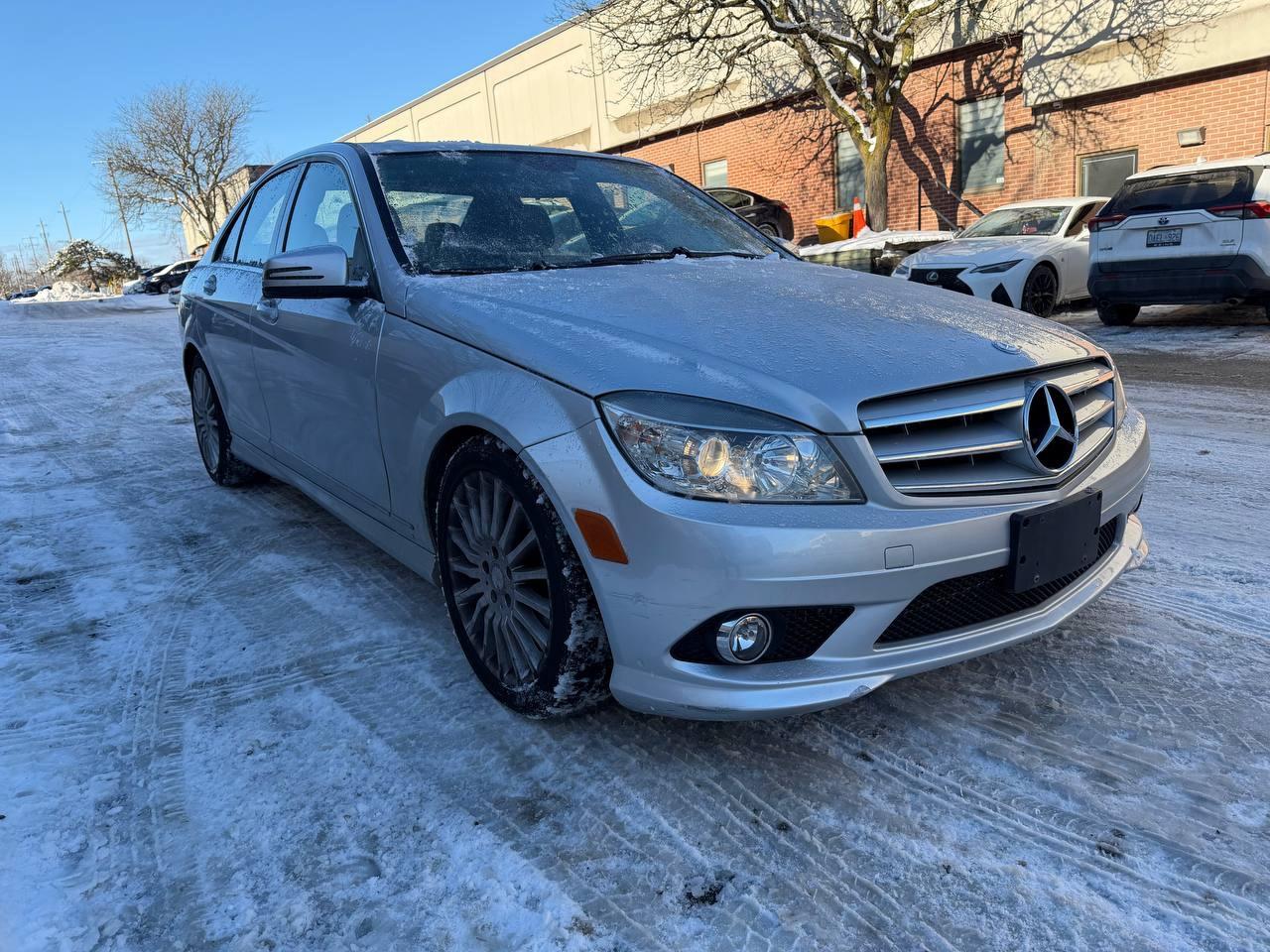 2010 Mercedes-Benz C-Class 4dr Sdn C 250 4MATIC, ONE OWNER, NO ACCIDENT Photo2