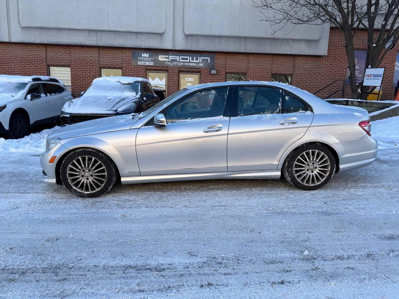 2010 Mercedes-Benz C-Class 4dr Sdn C 250 4MATIC, ONE OWNER, NO ACCIDENT Photo3