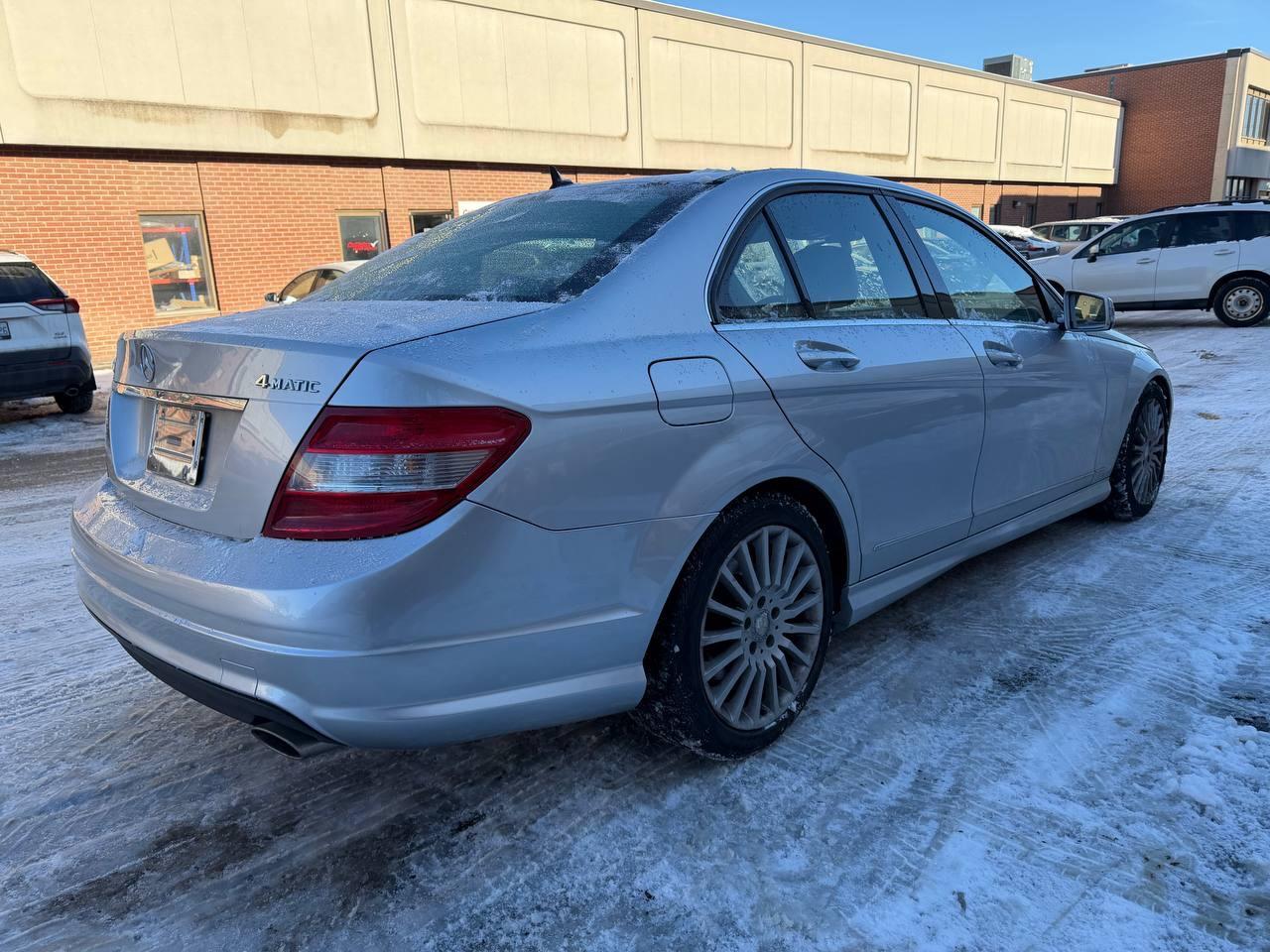 2010 Mercedes-Benz C-Class 4dr Sdn C 250 4MATIC, ONE OWNER, NO ACCIDENT Photo