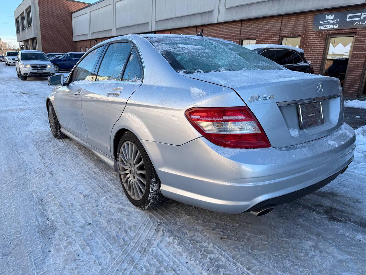 2010 Mercedes-Benz C-Class 4dr Sdn C 250 4MATIC, ONE OWNER, NO ACCIDENT Photo