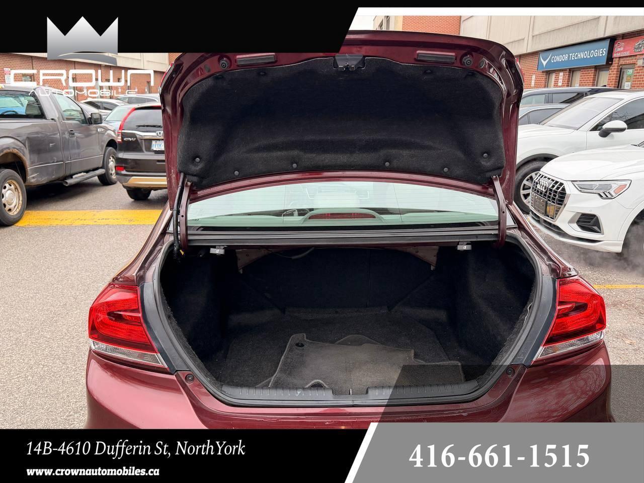 2013 Honda Civic 4dr Auto LX Photo