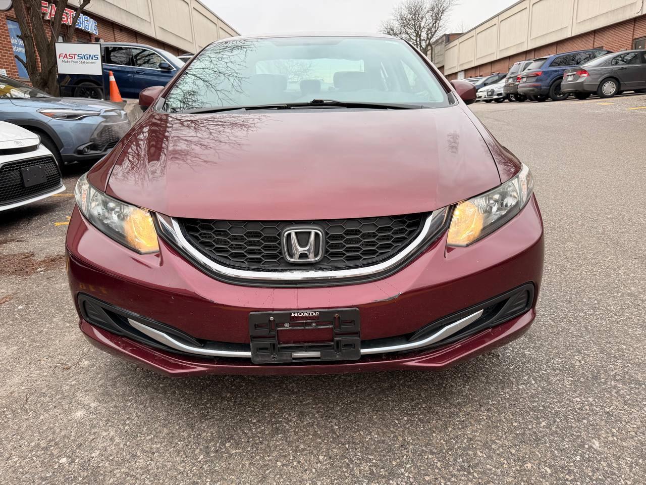 2013 Honda Civic 4dr Auto LX Photo