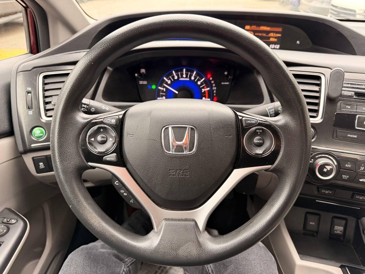 2013 Honda Civic 4dr Auto LX Photo