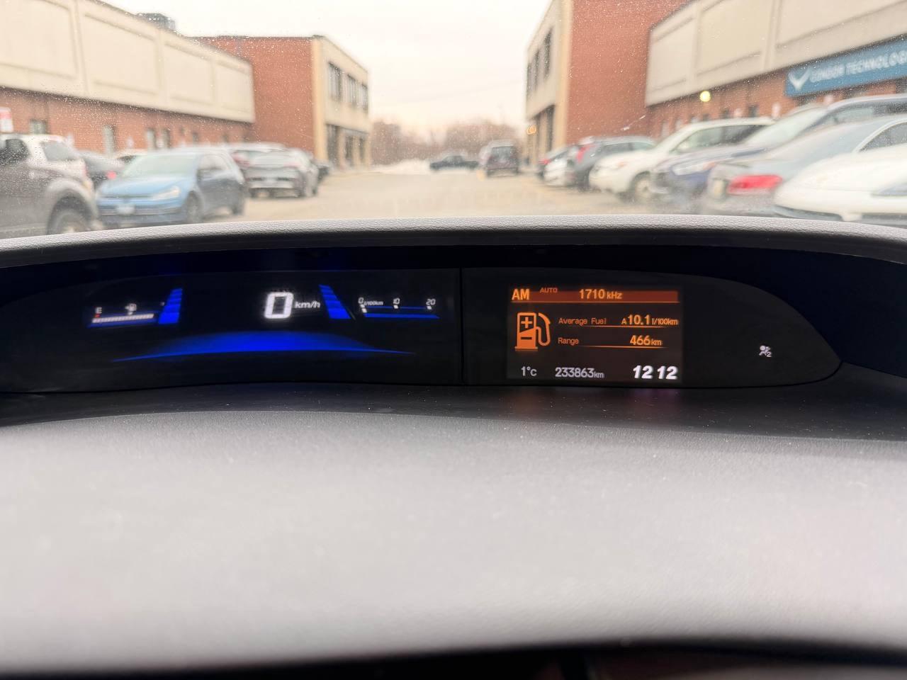 2013 Honda Civic 4dr Auto LX Photo