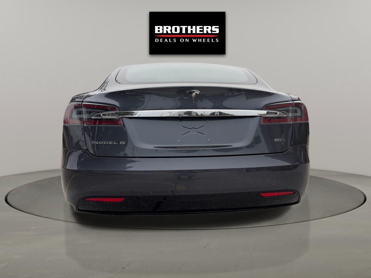 2017 Tesla Model S 90D AWD Photo