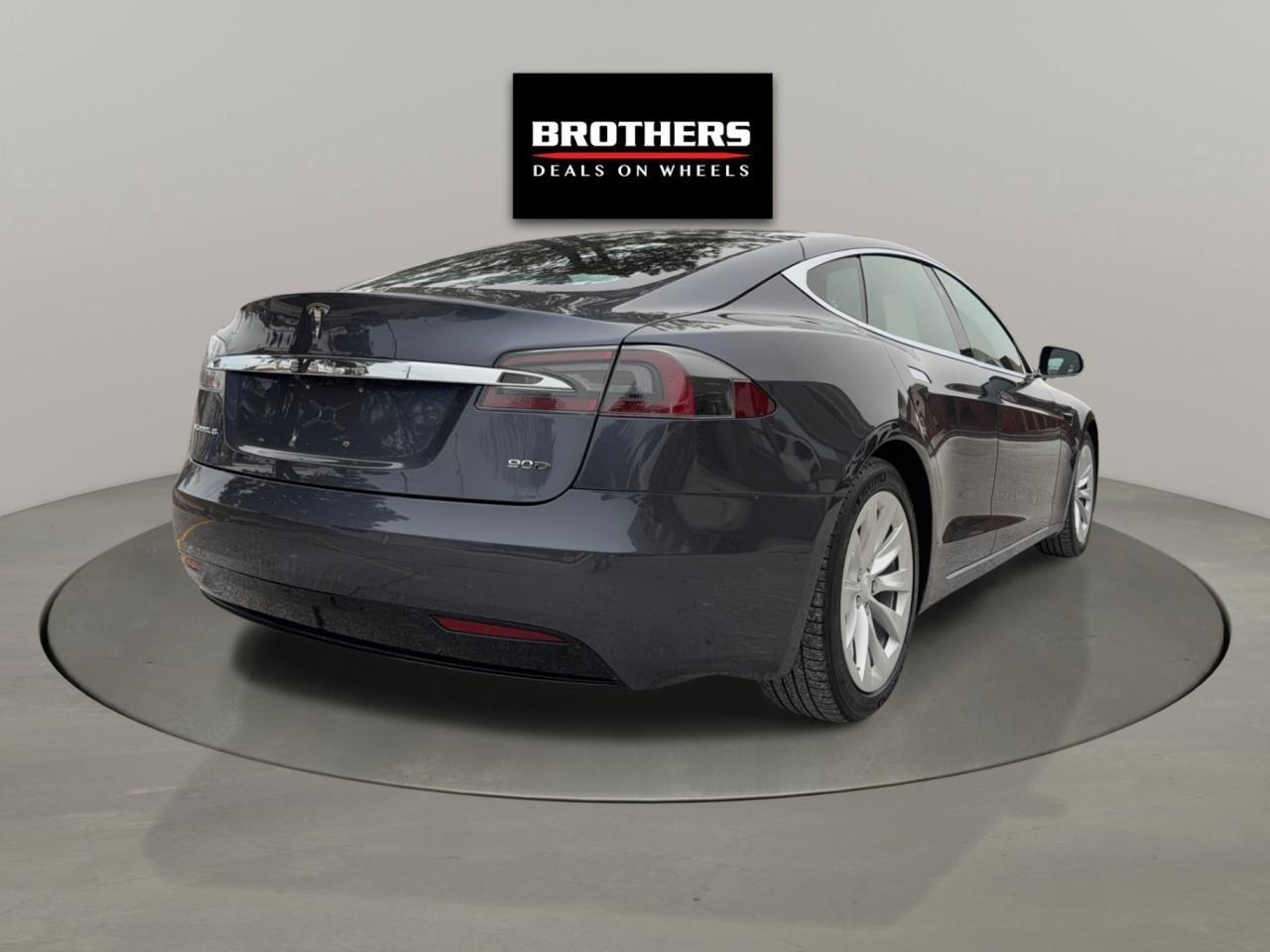 2017 Tesla Model S 90D AWD Photo