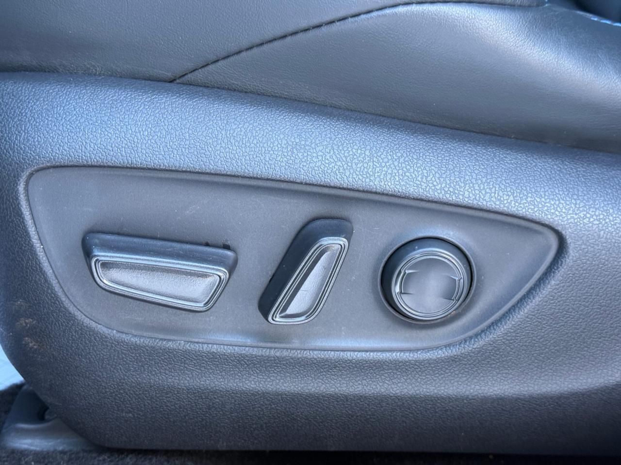 2021 Toyota RAV4 XSE   AWD   HYBRID   NO ACCIDENT   JBL SOUND  TECH Photo