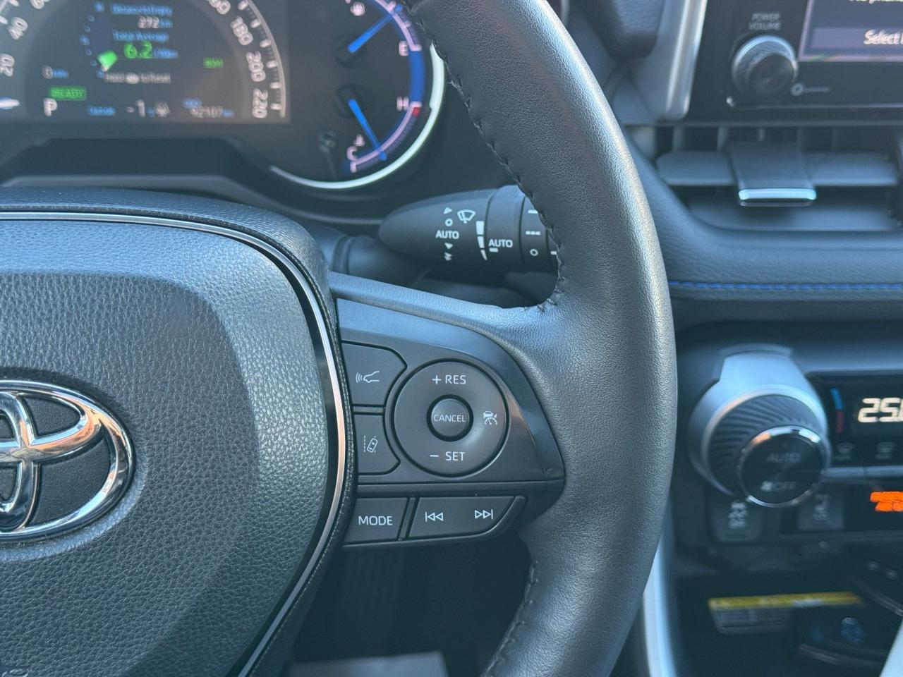 2021 Toyota RAV4 XSE   AWD   HYBRID   NO ACCIDENT   JBL SOUND  TECH Photo