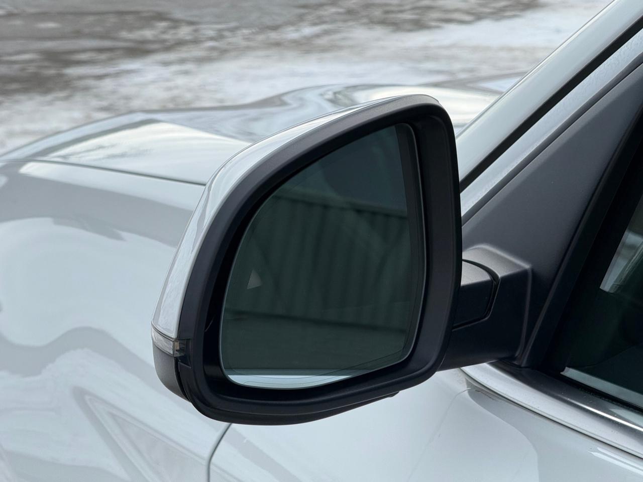 2023 BMW X3 XDRIVE 30I   ESSENTIAL   PANOMARIC SUNROOF   NO AC Photo