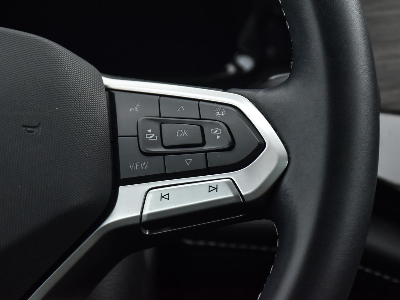 2024 Volkswagen Atlas  Photo