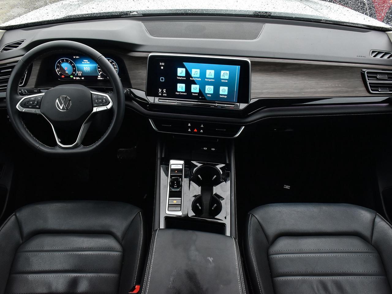 2024 Volkswagen Atlas  Photo