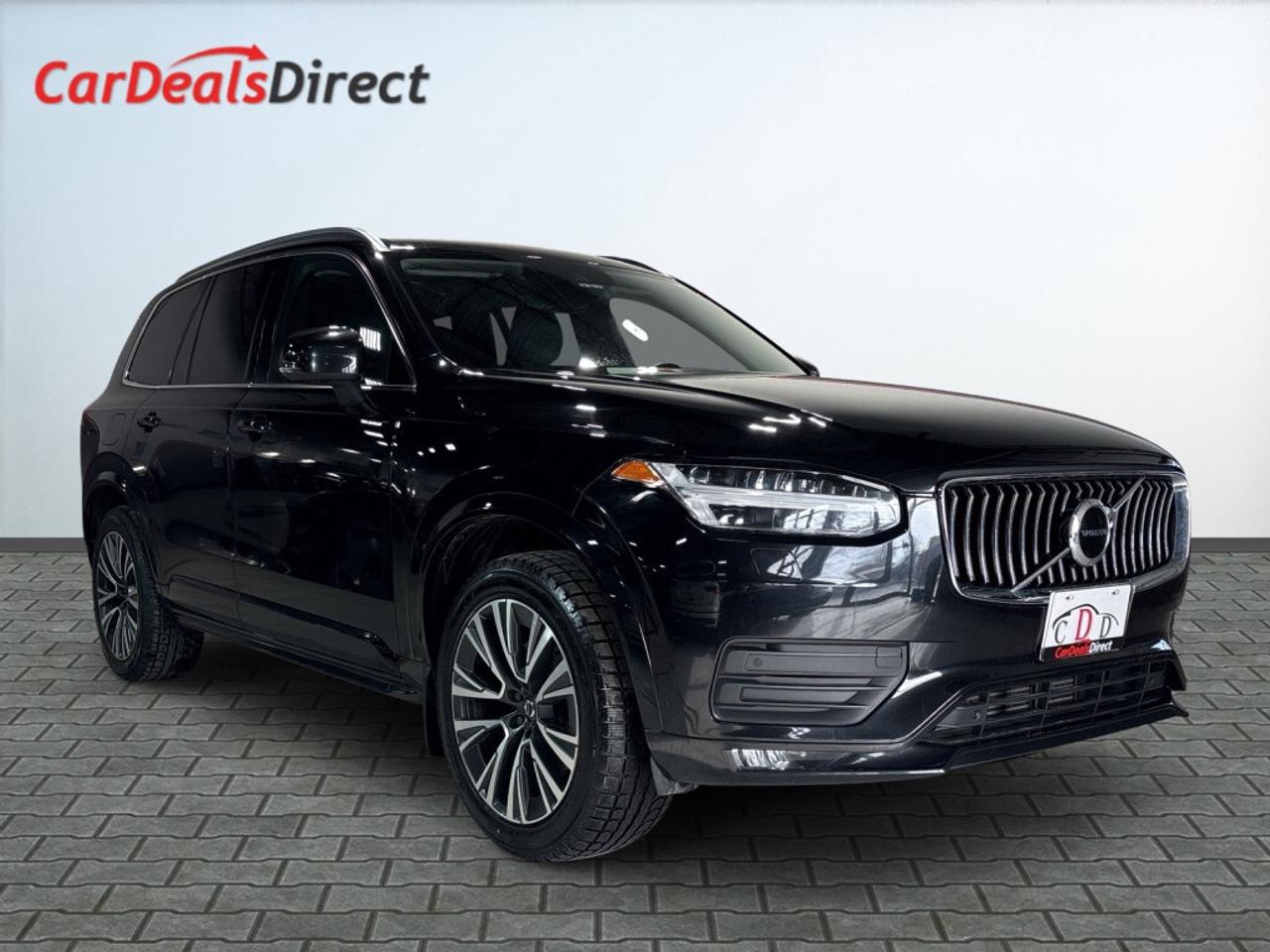2021 Volvo XC90 T6  Momentum 7-Seater AWD / Sunroof / NAV / Drive Photo0