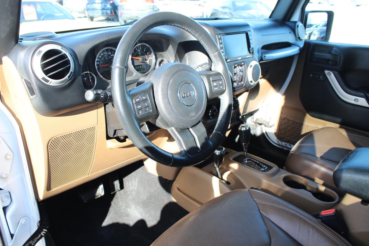 2016 Jeep Wrangler Unlimited Sahara 4WD Brown Leather Safety Certifie Photo