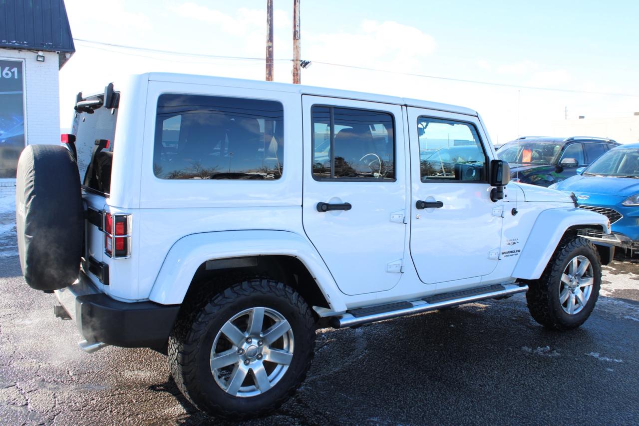 2016 Jeep Wrangler Unlimited Sahara 4WD Brown Leather Safety Certifie Photo