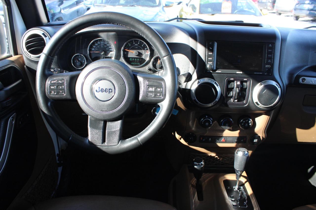 2016 Jeep Wrangler Unlimited Sahara 4WD Brown Leather Safety Certifie Photo