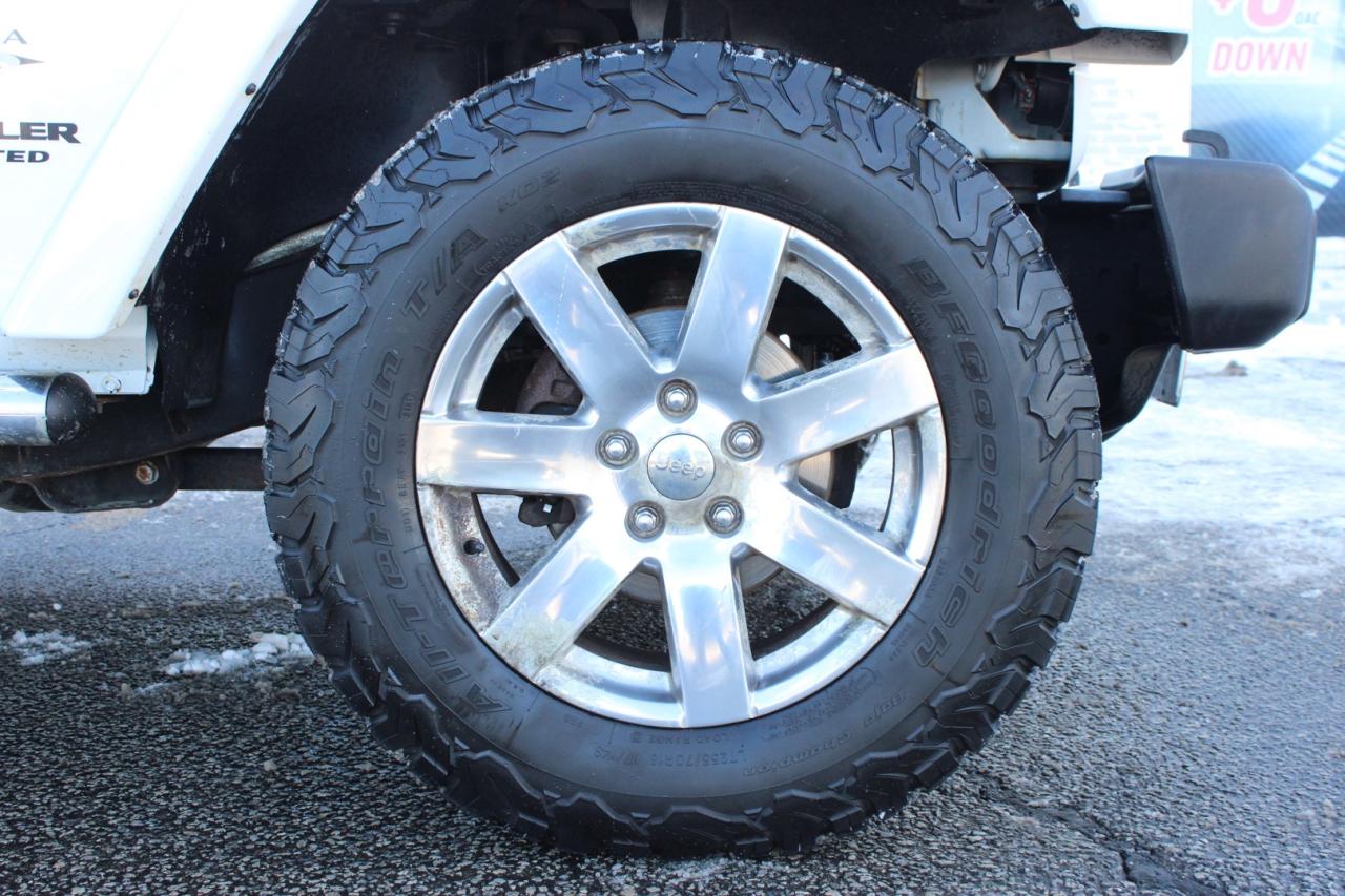 2016 Jeep Wrangler Unlimited Sahara 4WD Brown Leather Safety Certifie Photo