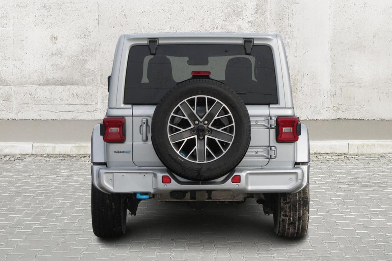 2023 Jeep Wrangler  Photo4